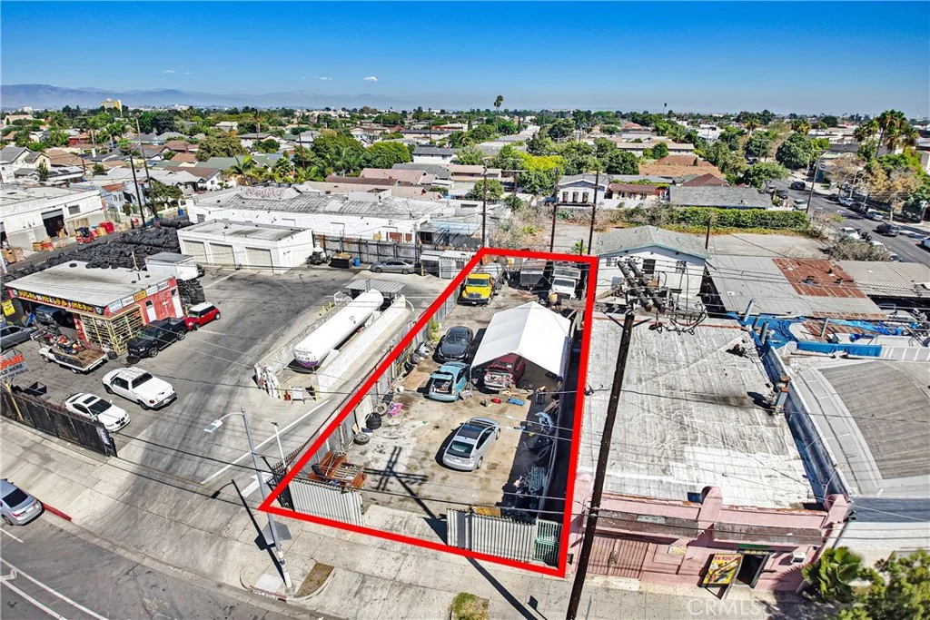5513 Avalon, Los Angeles, CA 90011 photo 4