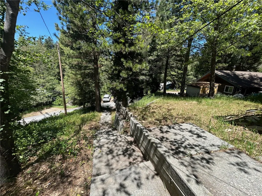 Additional image 18 of 22951 Redwood Way, Crestline, CA 92325