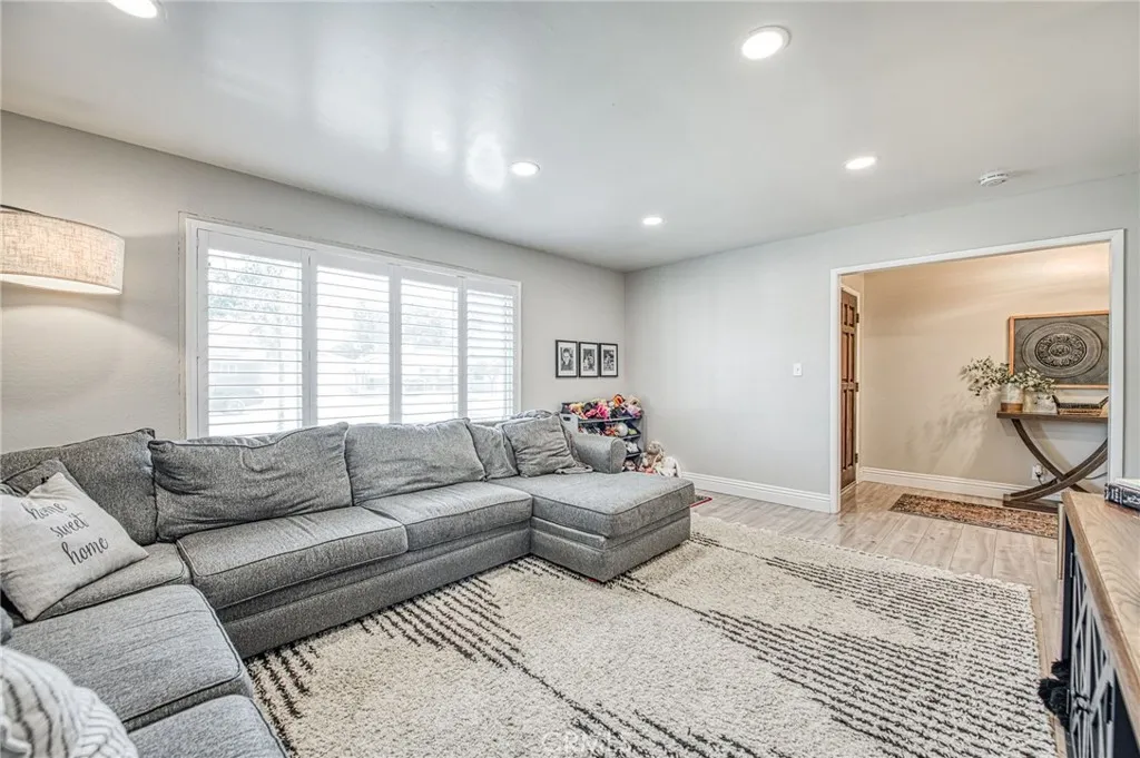 Additional image 39 of 2569 E Los Altos Avenue, Fresno, CA 93710