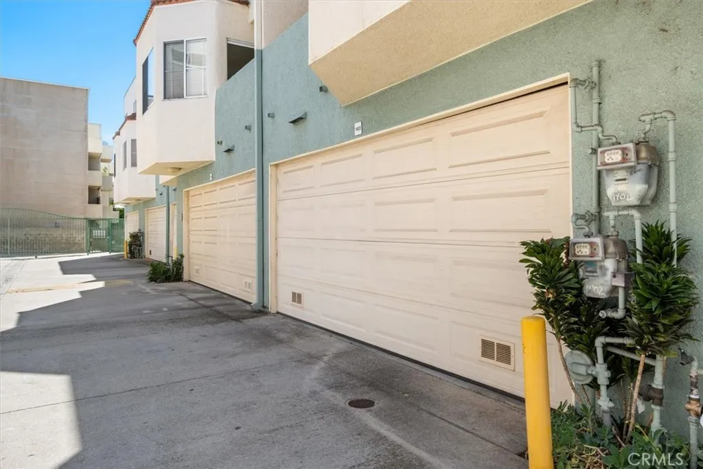 5455 Sylmar Ave Unit 1402, Sherman Oaks, CA 91401