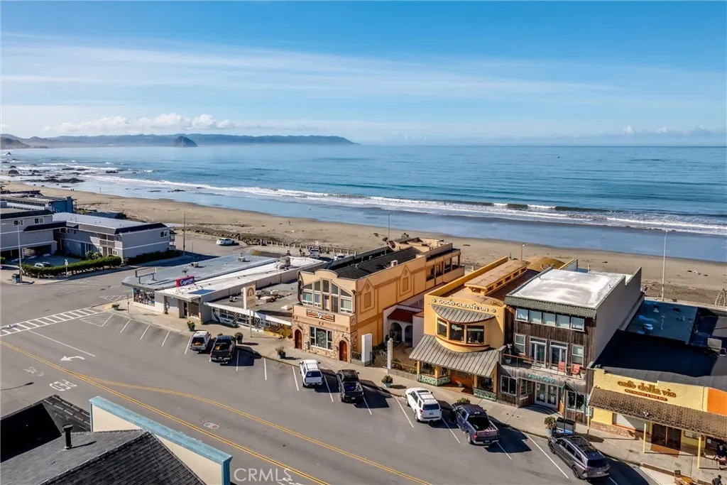 Additional image 18 of 136 Ocean Front Ln, Cayucos, CA 93430