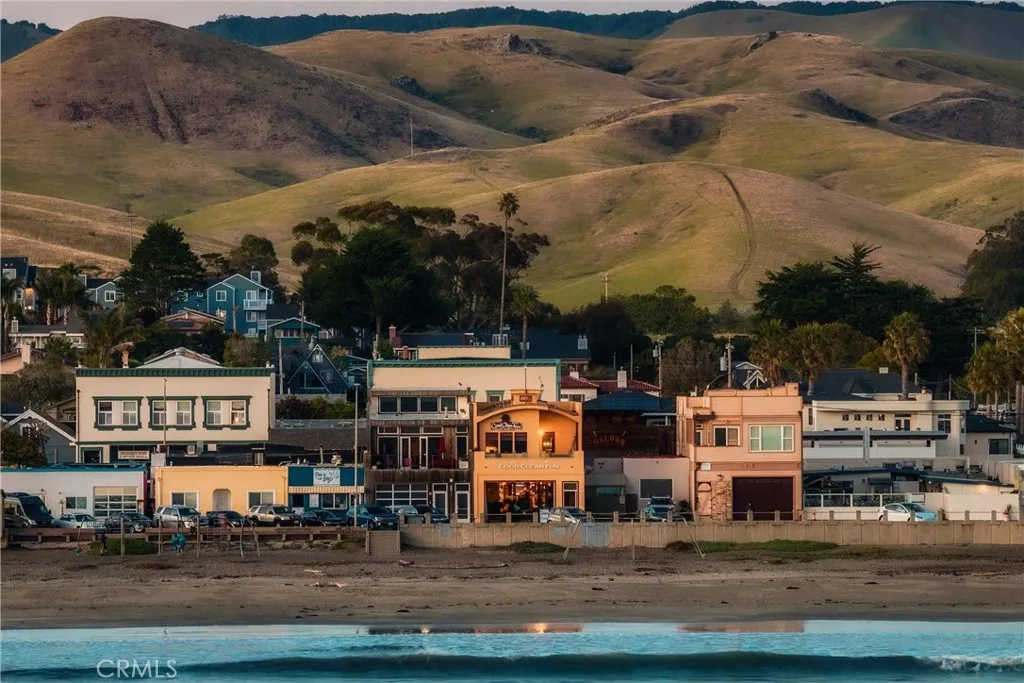 Additional image 10 of 136 Ocean Front Ln, Cayucos, CA 93430