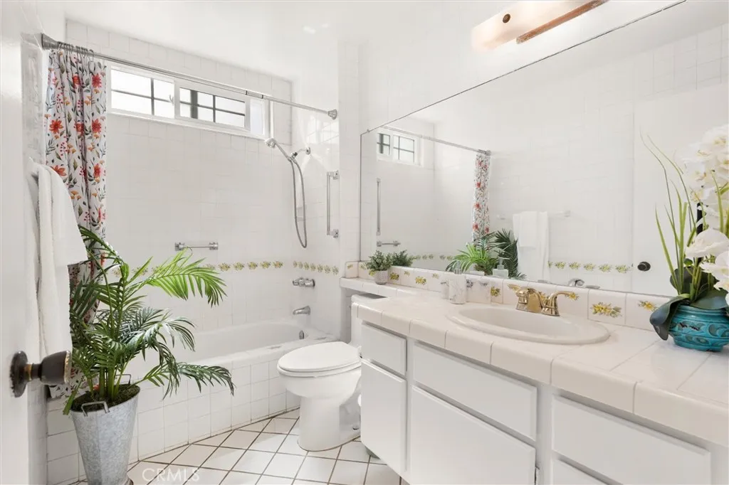 Additional image 33 of 5460 E Village Drive, Commerce, CA 90040