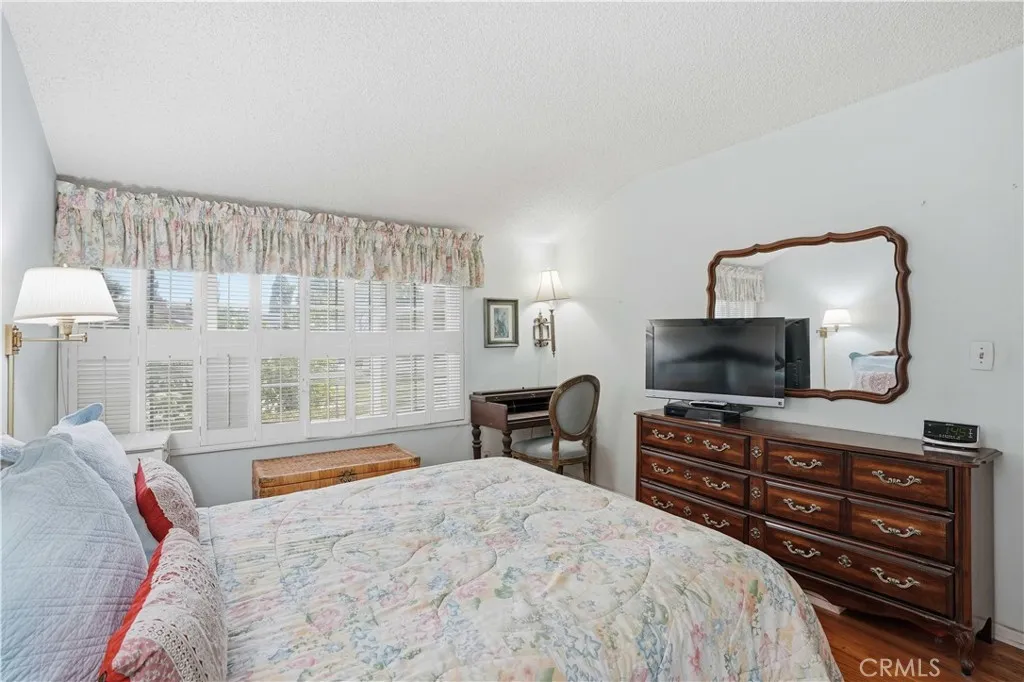 Additional image 44 of 14951 Gilmore St, Van Nuys, CA 91411