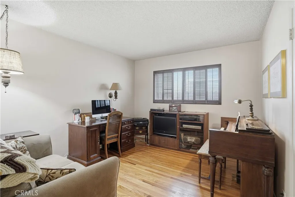 Additional image 18 of 14951 Gilmore St, Van Nuys, CA 91411