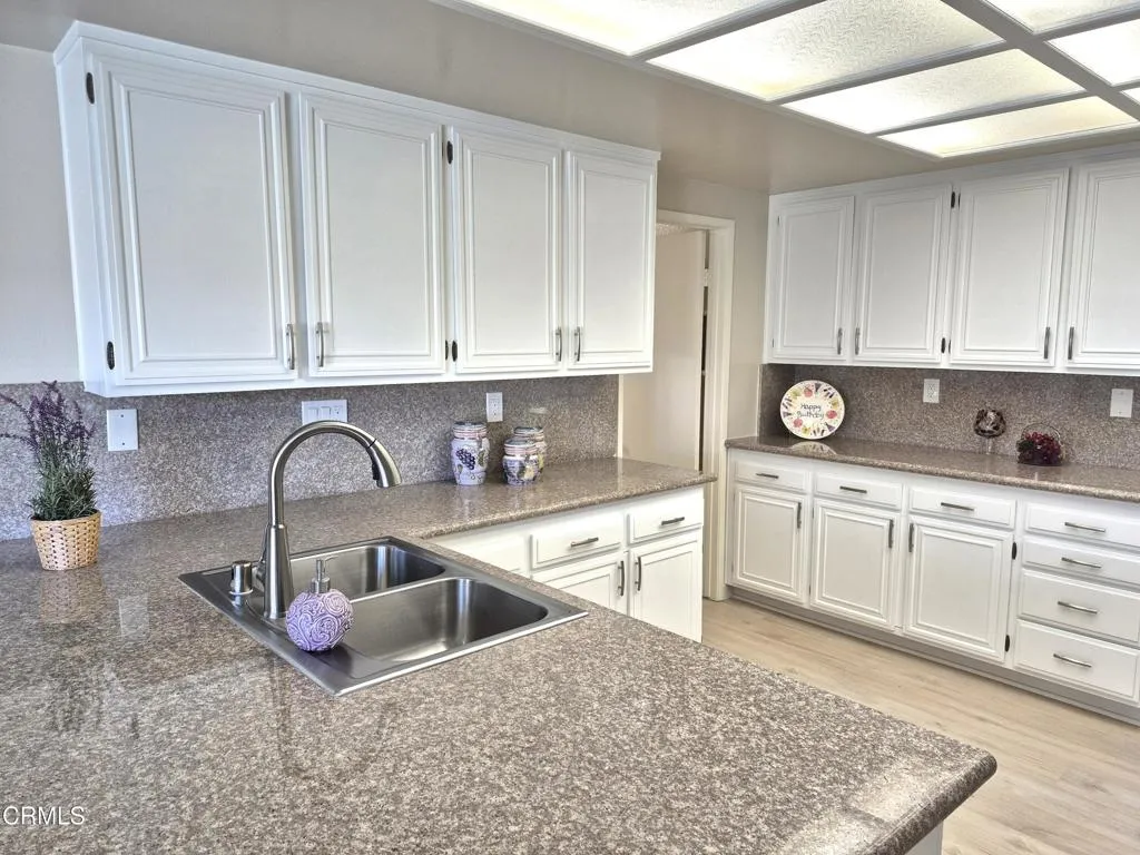 Additional image 13 of 42028 Village 42, Camarillo, CA 93012