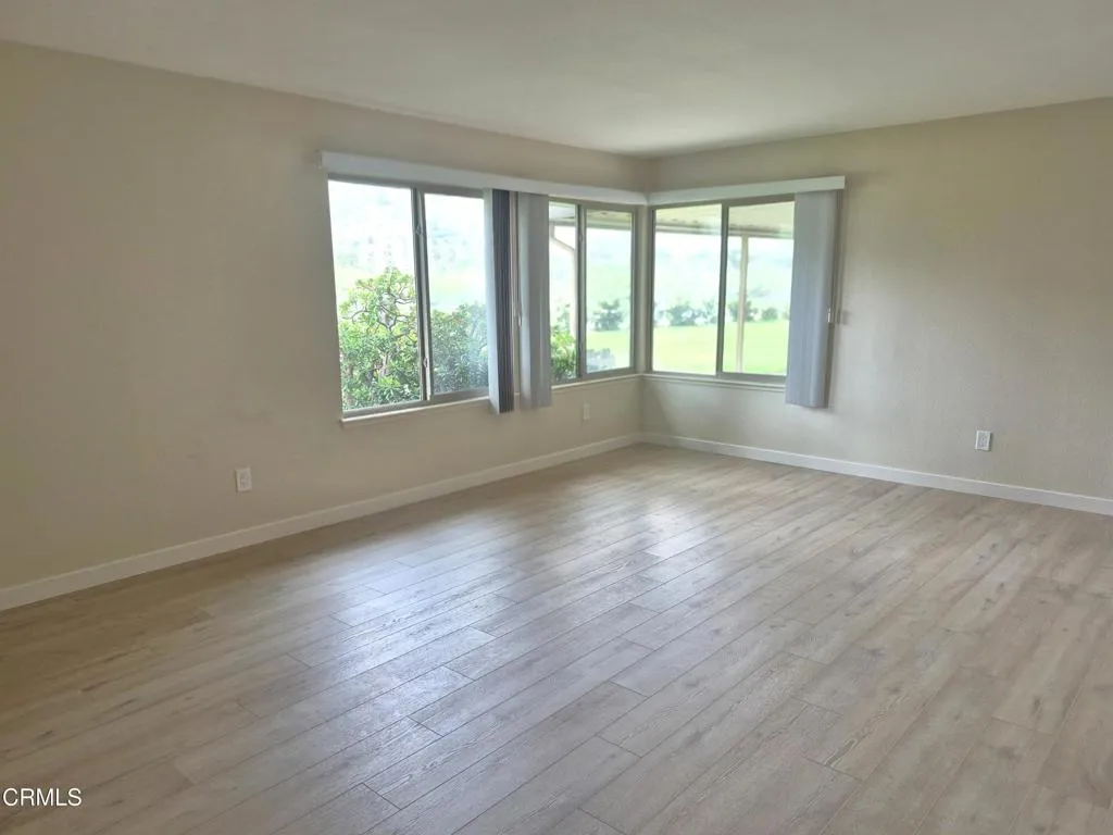 Additional image 16 of 42028 Village 42, Camarillo, CA 93012