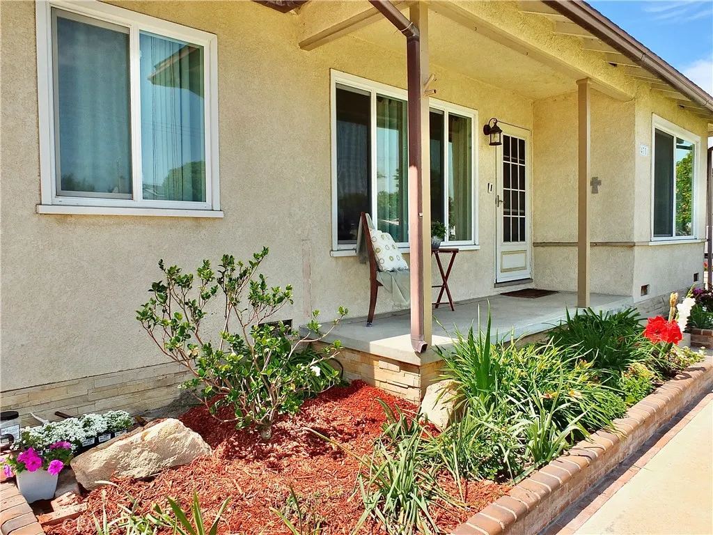 4751 N Bellflower Boulevard, Long Beach, CA 90808