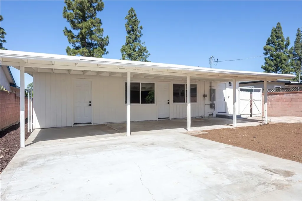 5030 N Lyman Avenue, Covina, CA 91724