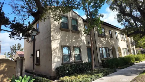 609 N Garfield Street, Santa Ana, CA MLS: OC25054543
