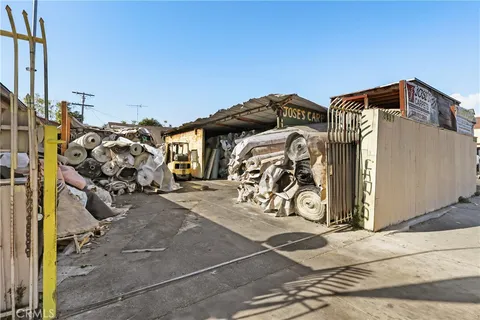 8311 S Main Street, Los Angeles, CA MLS: MB24231136