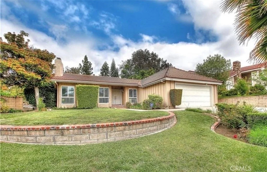2543 Farview Rd, Fullerton, CA 92833 photo 2