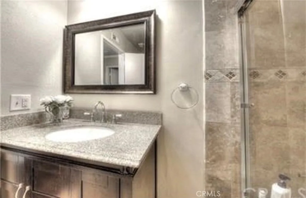2543 Farview Rd, Fullerton, CA 92833