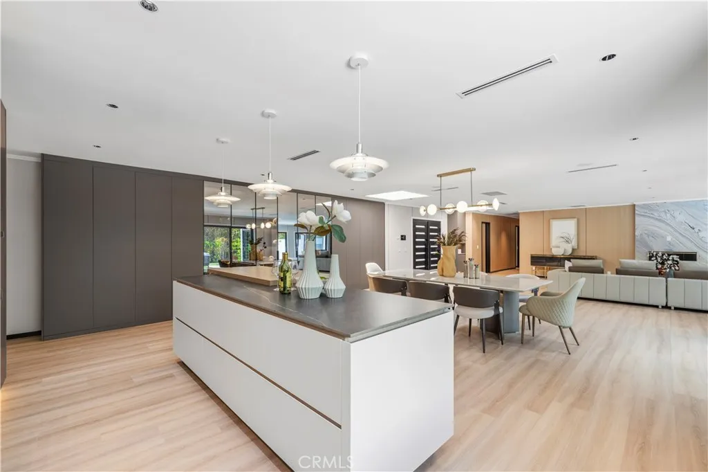 Additional image 103 of 18057 Medley Drive, Encino, CA 91316