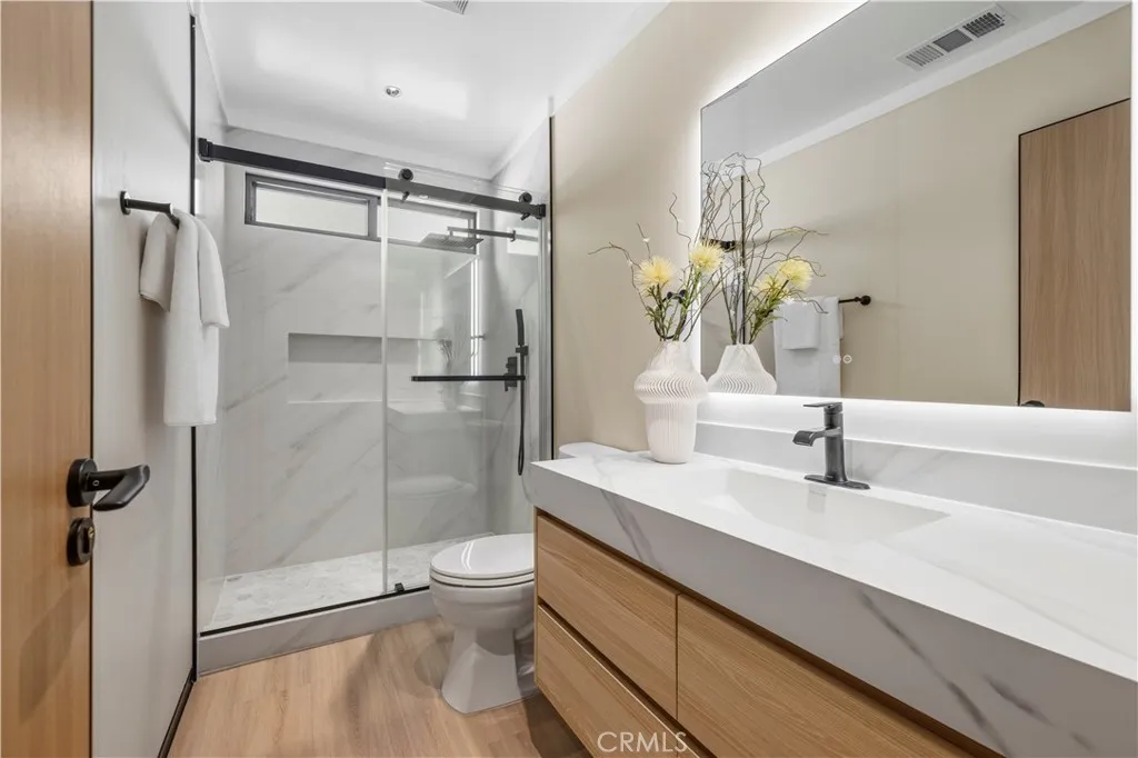 Additional image 116 of 18057 Medley Drive, Encino, CA 91316