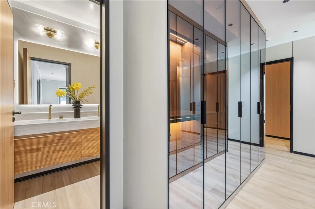 Additional image 92 of 18057 Medley Drive, Encino, CA 91316