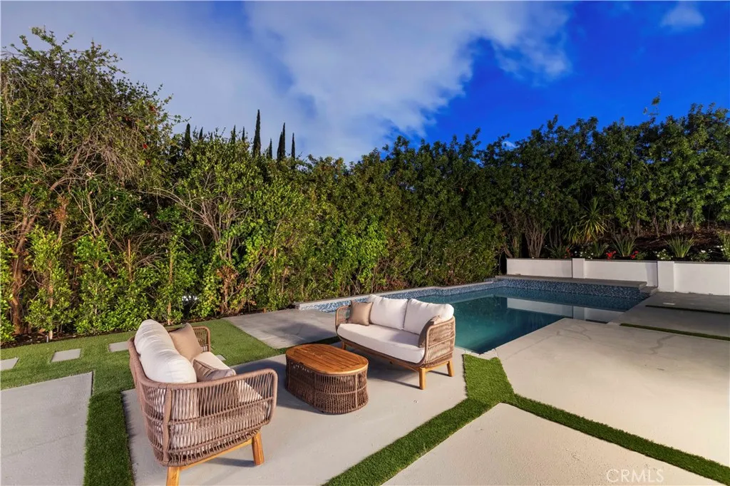 Additional image 128 of 18057 Medley Drive, Encino, CA 91316