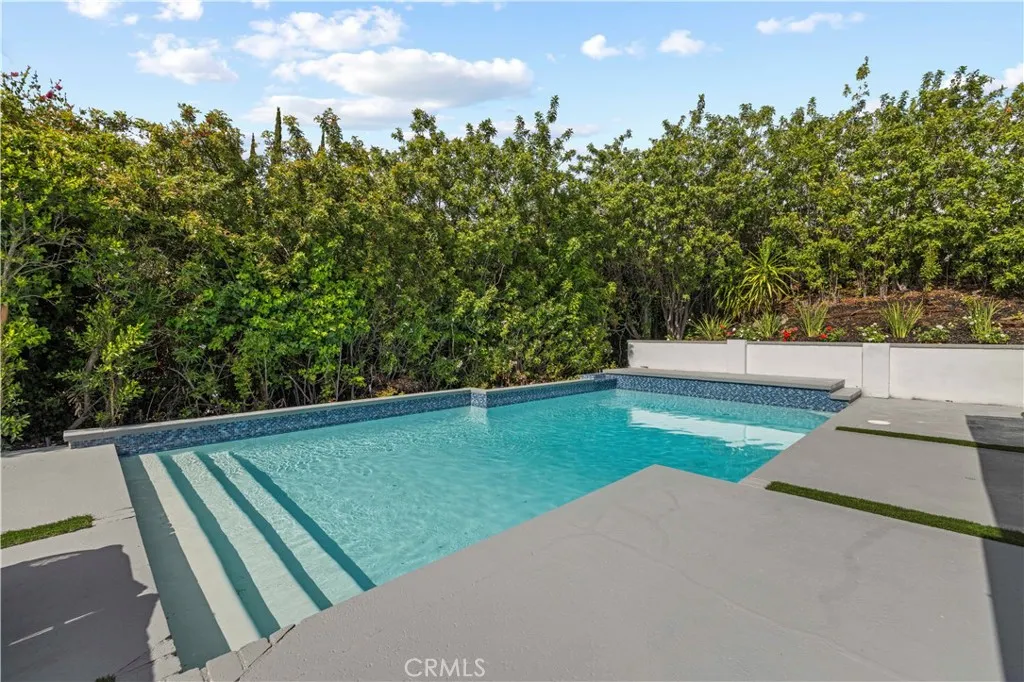 Additional image 123 of 18057 Medley Drive, Encino, CA 91316