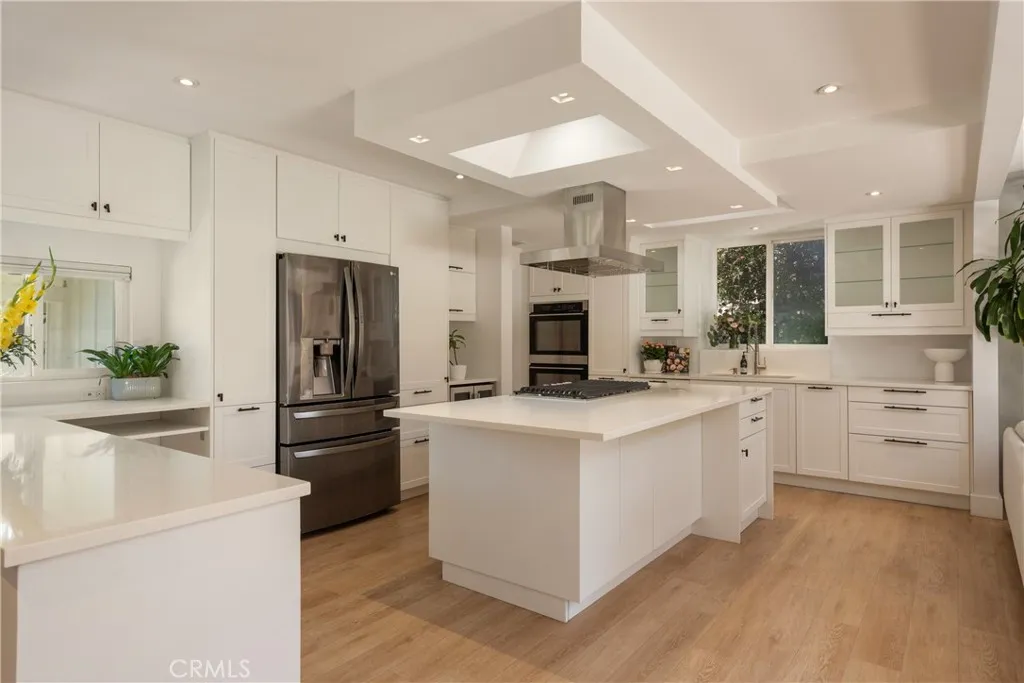 Additional image 5 of 2798 Francis Lane, Costa Mesa, CA 92626