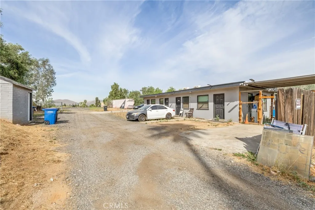 Additional image 46 of 2981 S La Cadena Dr, Colton, CA 92324