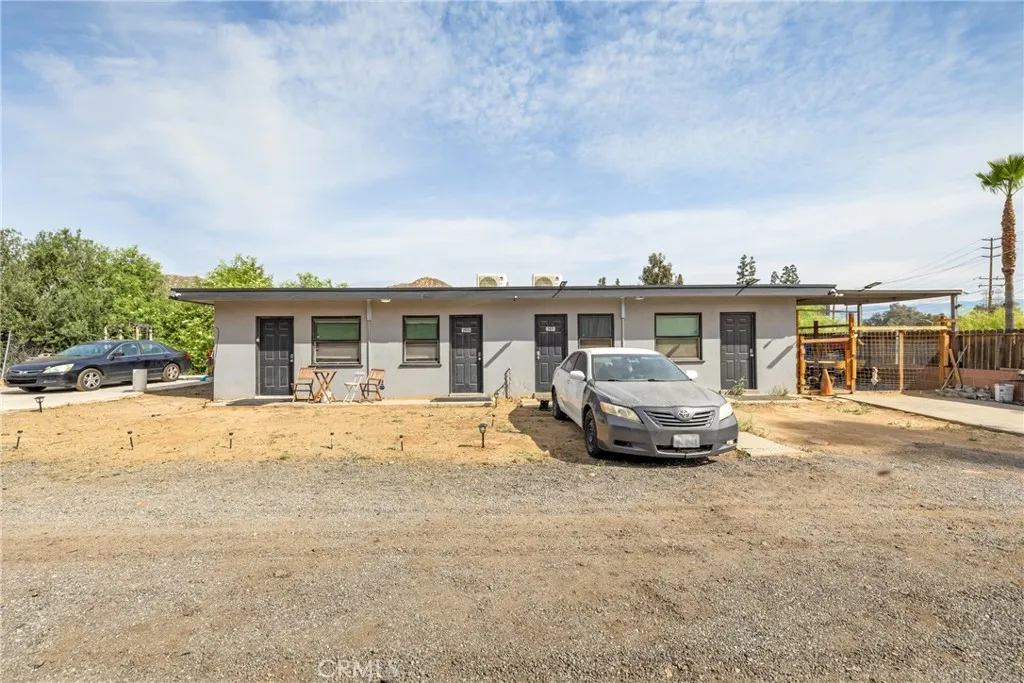 Additional image 8 of 2981 S La Cadena Dr, Colton, CA 92324