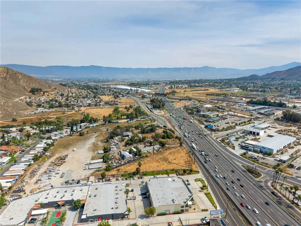 Additional image 81 of 2981 S La Cadena Dr, Colton, CA 92324