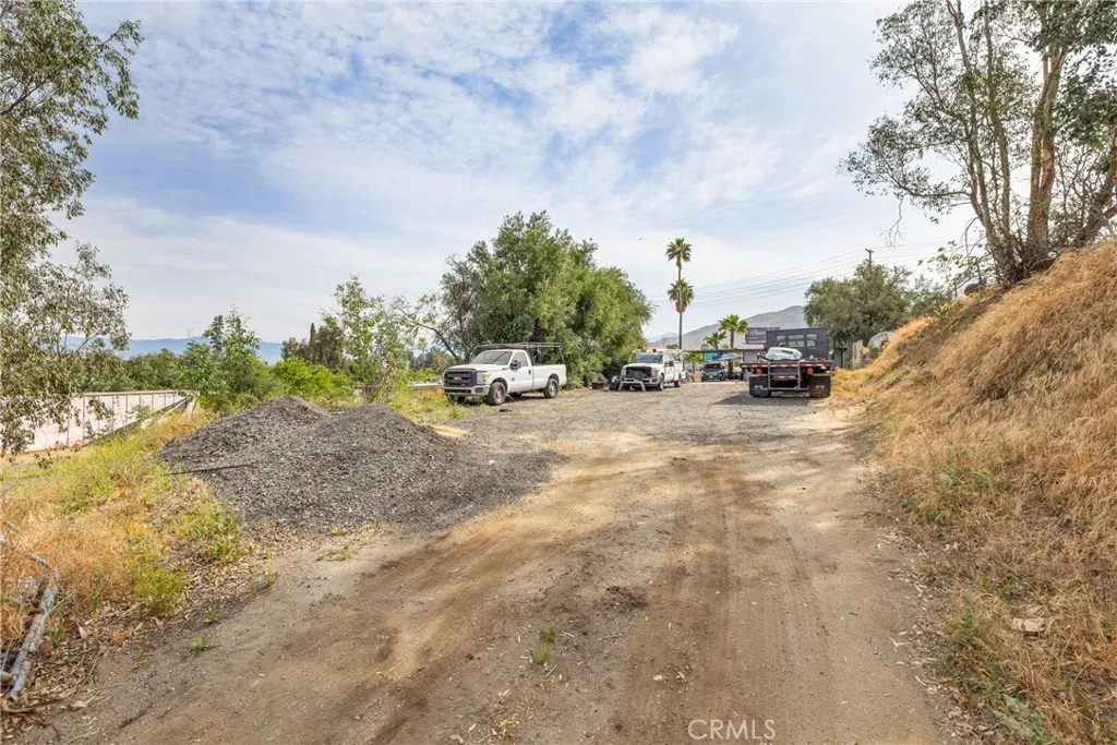Additional image 64 of 2981 S La Cadena Dr, Colton, CA 92324