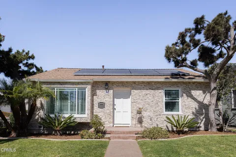 1401 E Walnut Avenue, El Segundo, CA 90245 - MLS#: P1-21237