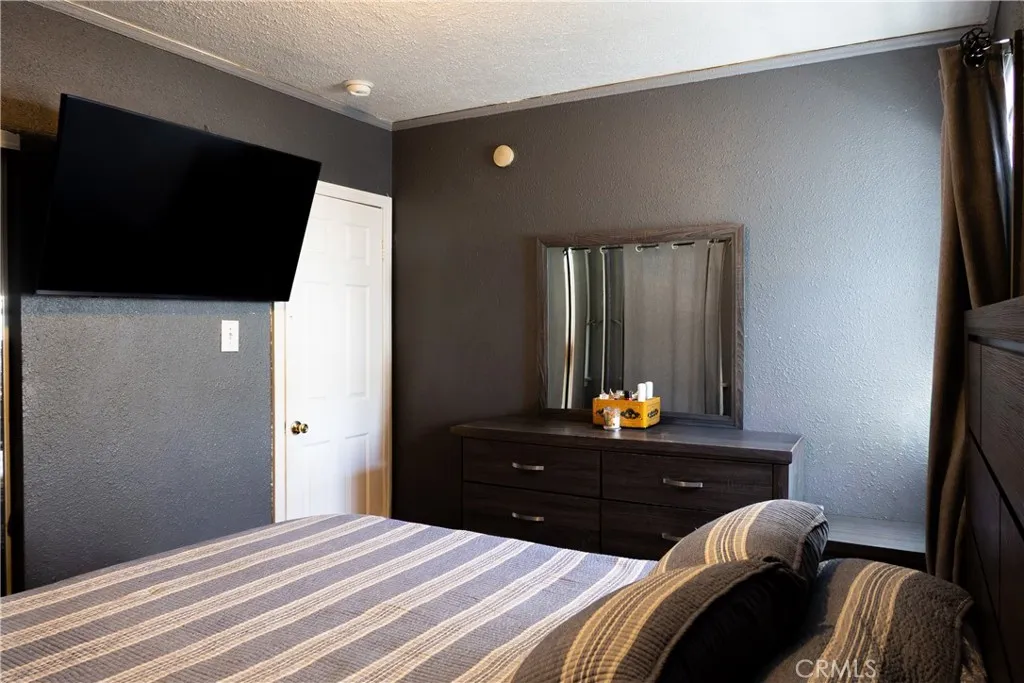 Additional image 11 of 8205 Stanford Ave, Los Angeles, CA 90001