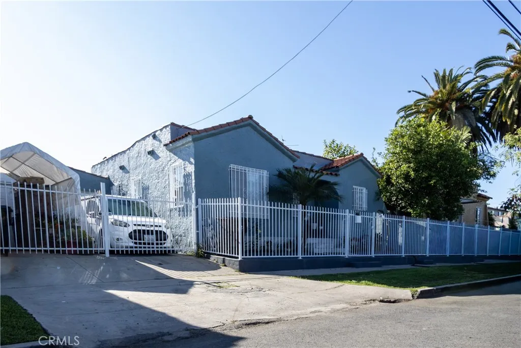 Additional image 24 of 8205 Stanford Ave, Los Angeles, CA 90001