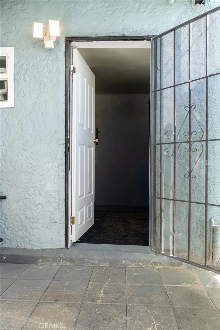 Additional image 44 of 8205 Stanford Ave, Los Angeles, CA 90001