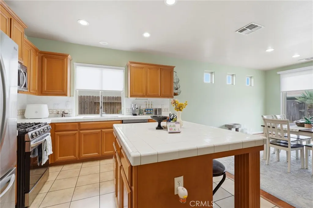 Additional image 37 of 1428 N Leila Street, Visalia, CA 93291