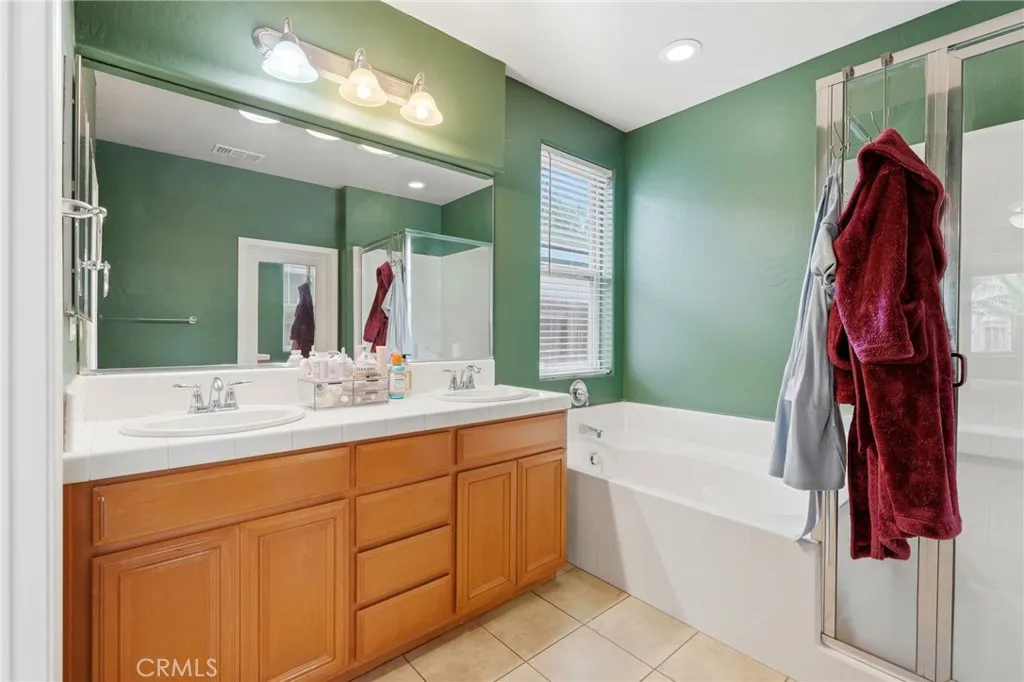 Additional image 42 of 1428 N Leila Street, Visalia, CA 93291