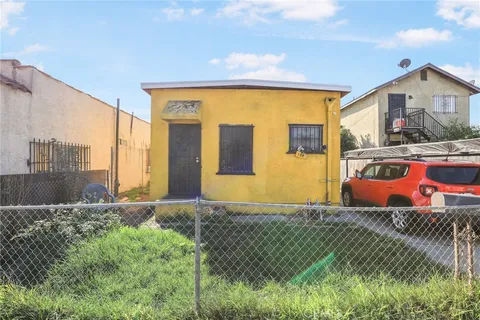 126 W Century Boulevard, Los Angeles, CA 90003 - MLS#: OC25038826