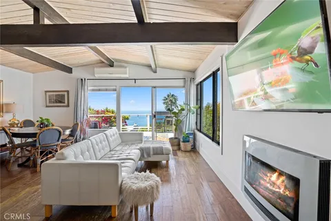 1029 Katella St, Laguna Beach, CA MLS: LG25075515