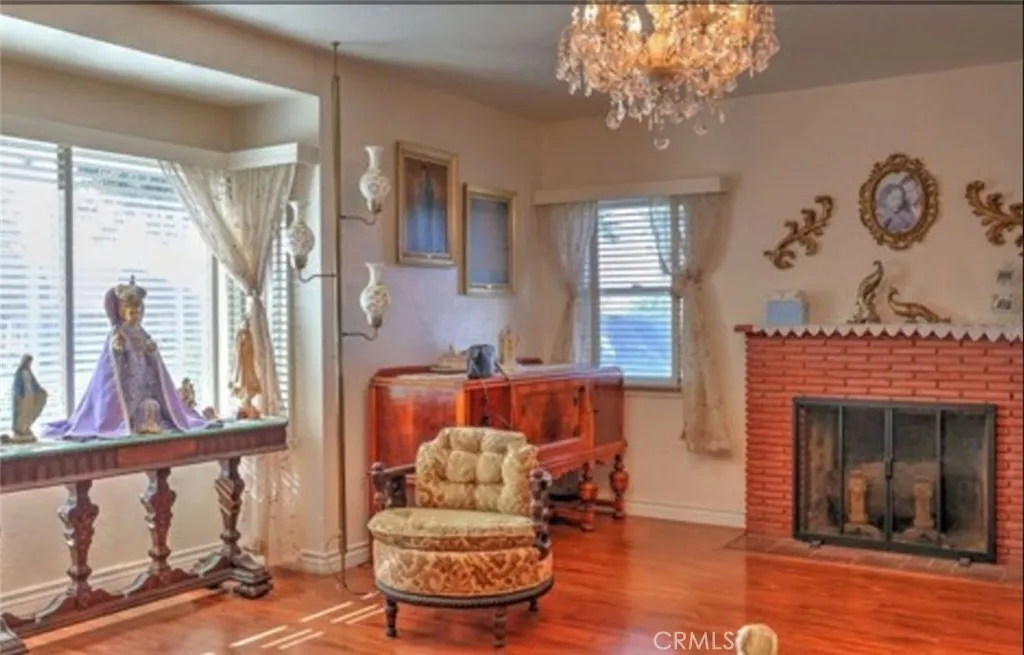 Additional image 12 of 501 S Victoria Ave, Corona, CA 92879