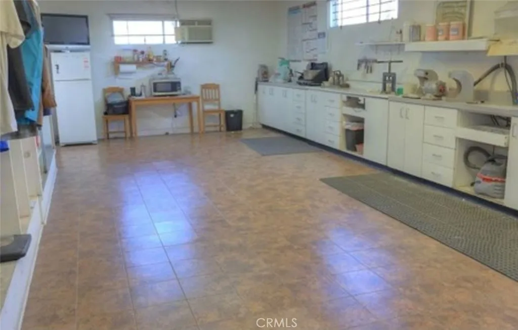 Additional image 16 of 501 S Victoria Ave, Corona, CA 92879