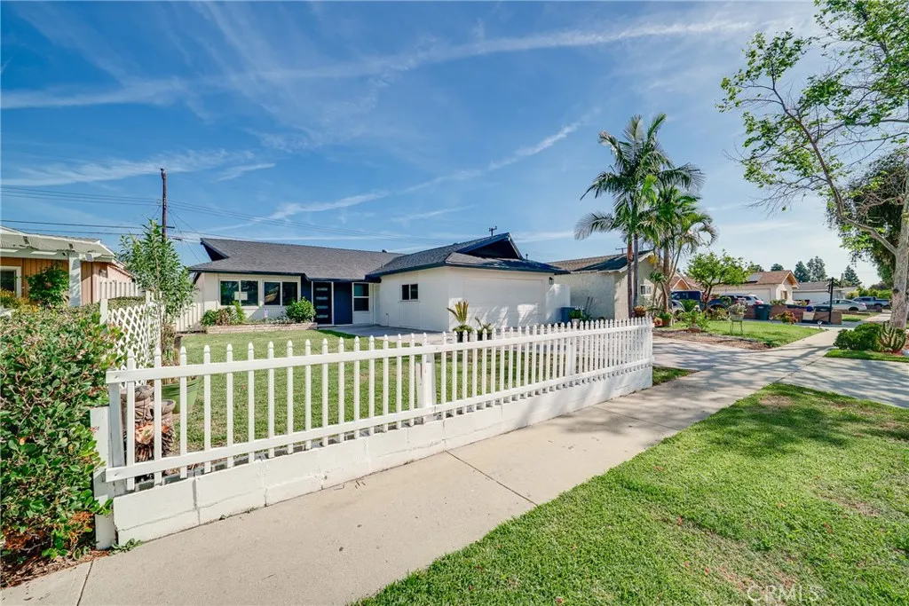 Additional image 4 of 11439 205th St, Lakewood, CA 90715