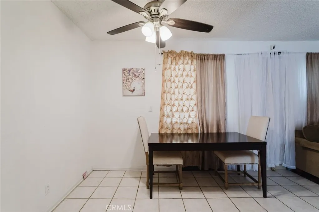 Additional image 7 of 45303 6th Street E, Lancaster, CA 93535