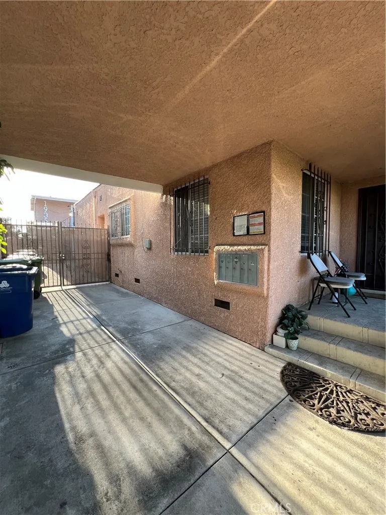 Additional image 35 of 1933 S Corning St, Los Angeles, CA 90034