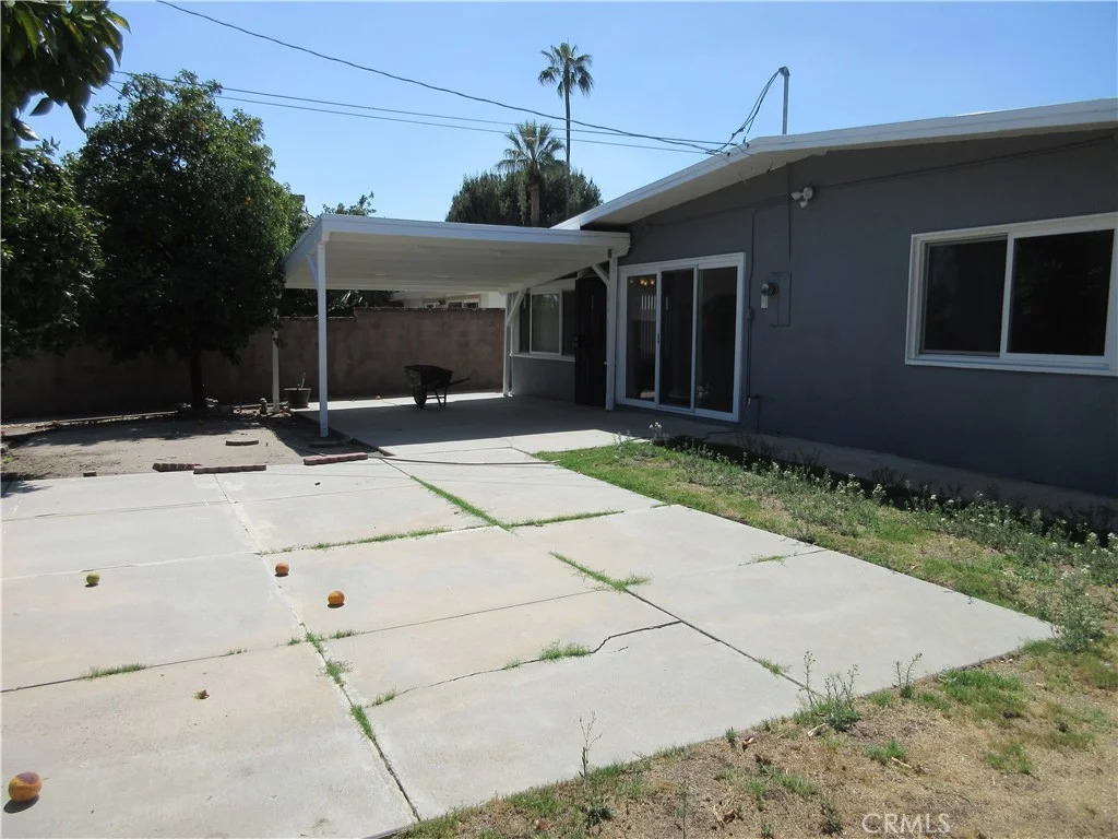 10818 Paso Robles Avenue, Granada Hills, CA 91344