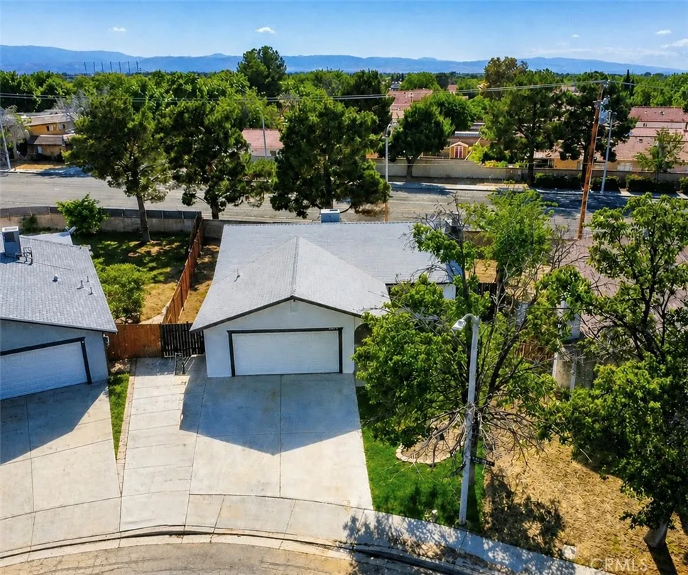 Additional image 50 of 43815 Gillan Ave, Lancaster, CA 93535