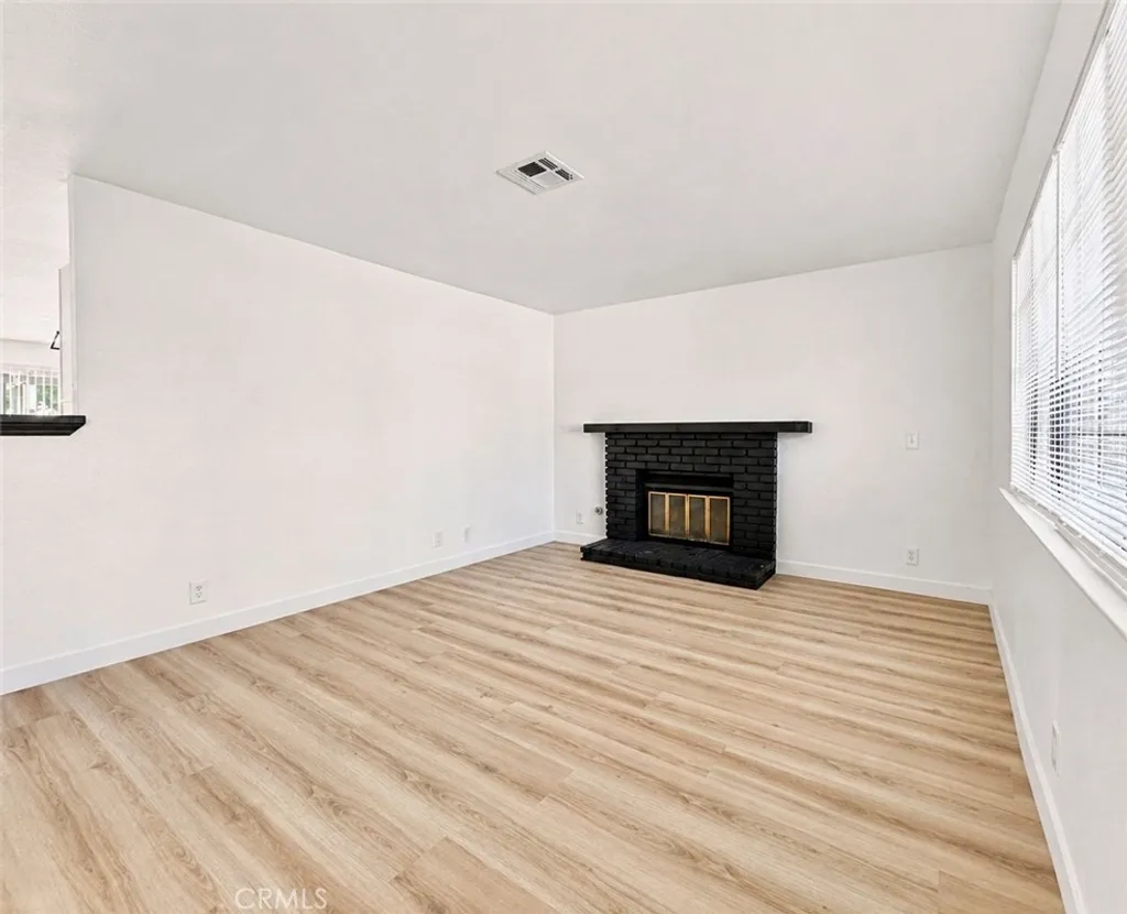 Additional image 12 of 43815 Gillan Ave, Lancaster, CA 93535