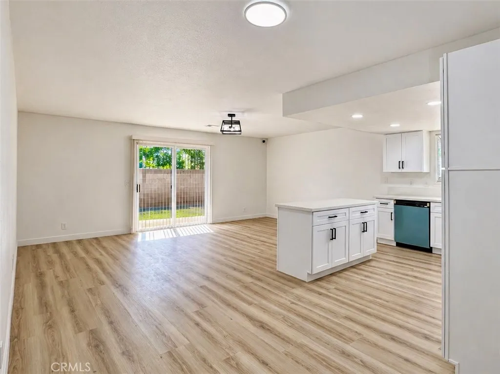 Additional image 7 of 43815 Gillan Ave, Lancaster, CA 93535