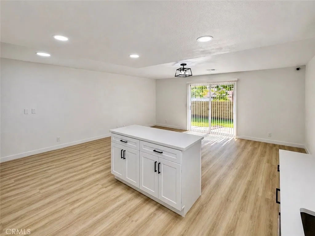 Additional image 34 of 43815 Gillan Ave, Lancaster, CA 93535