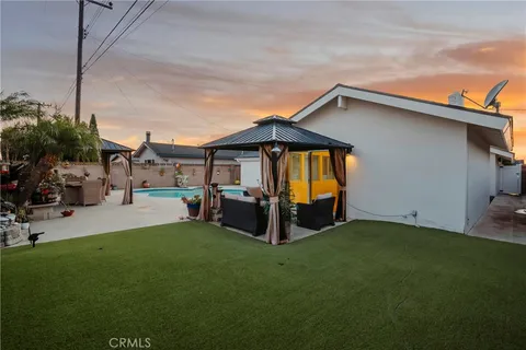 18700 Redwood Street, Fountain Valley, CA 92708 - MLS#: PW25012225