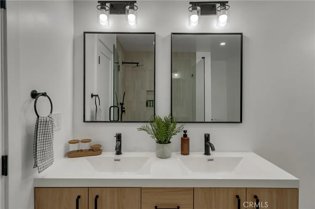 Additional image 46 of 1741 N Rose St, Burbank, CA 91505