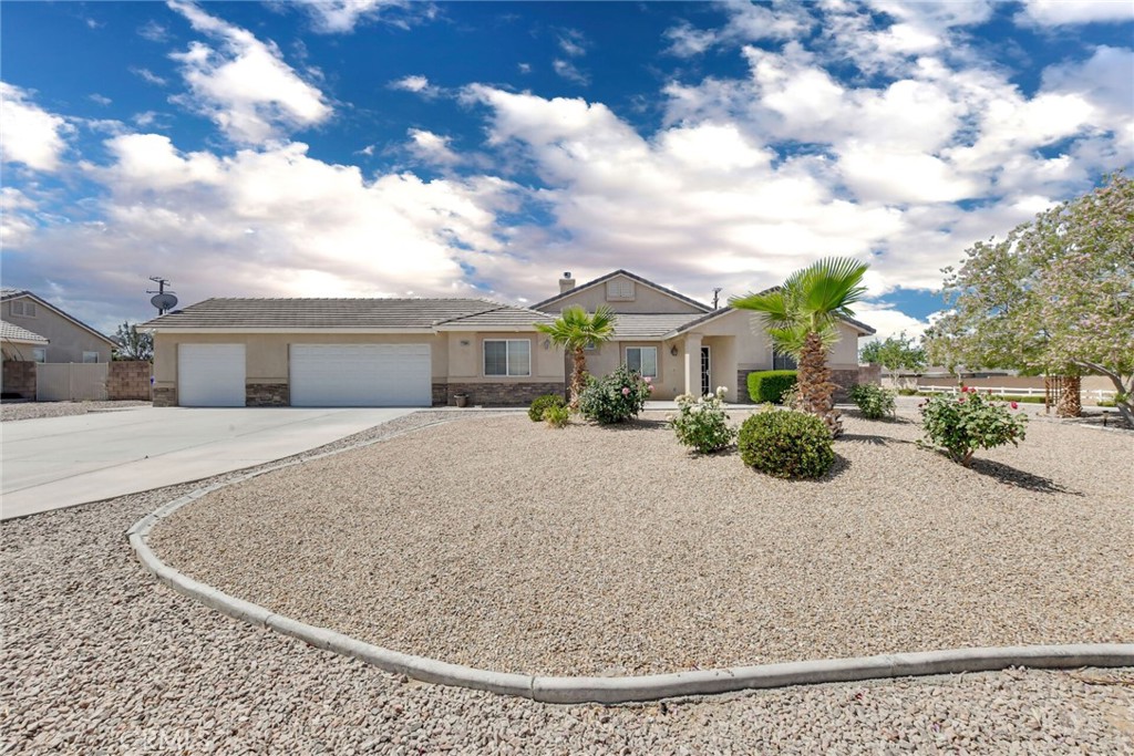 21209 Nisqually Road, Apple Valley, CA 92308 - MLS#: EV23099411
