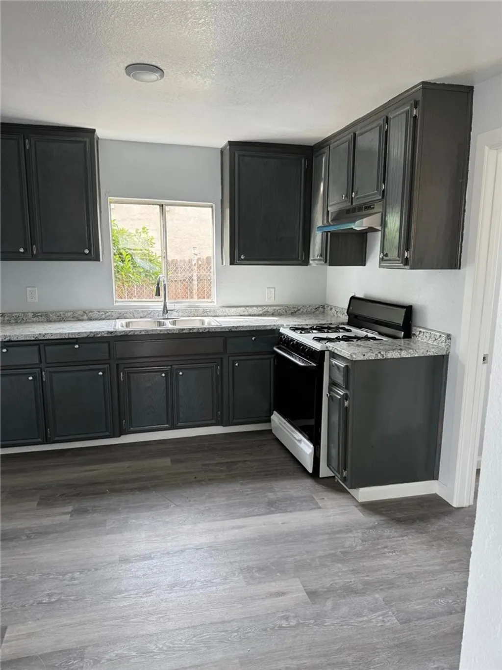 Additional image 16 of 119 Rose Ave, Taft, CA 93268