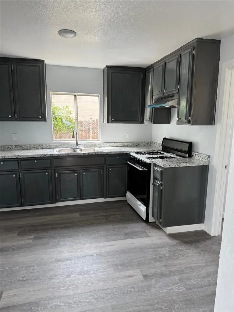 Additional image 31 of 119 Rose Ave, Taft, CA 93268